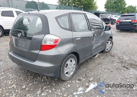 2013 Honda Fit z USA, uszkodzony, nr VIN JHMGE8H39DC081189